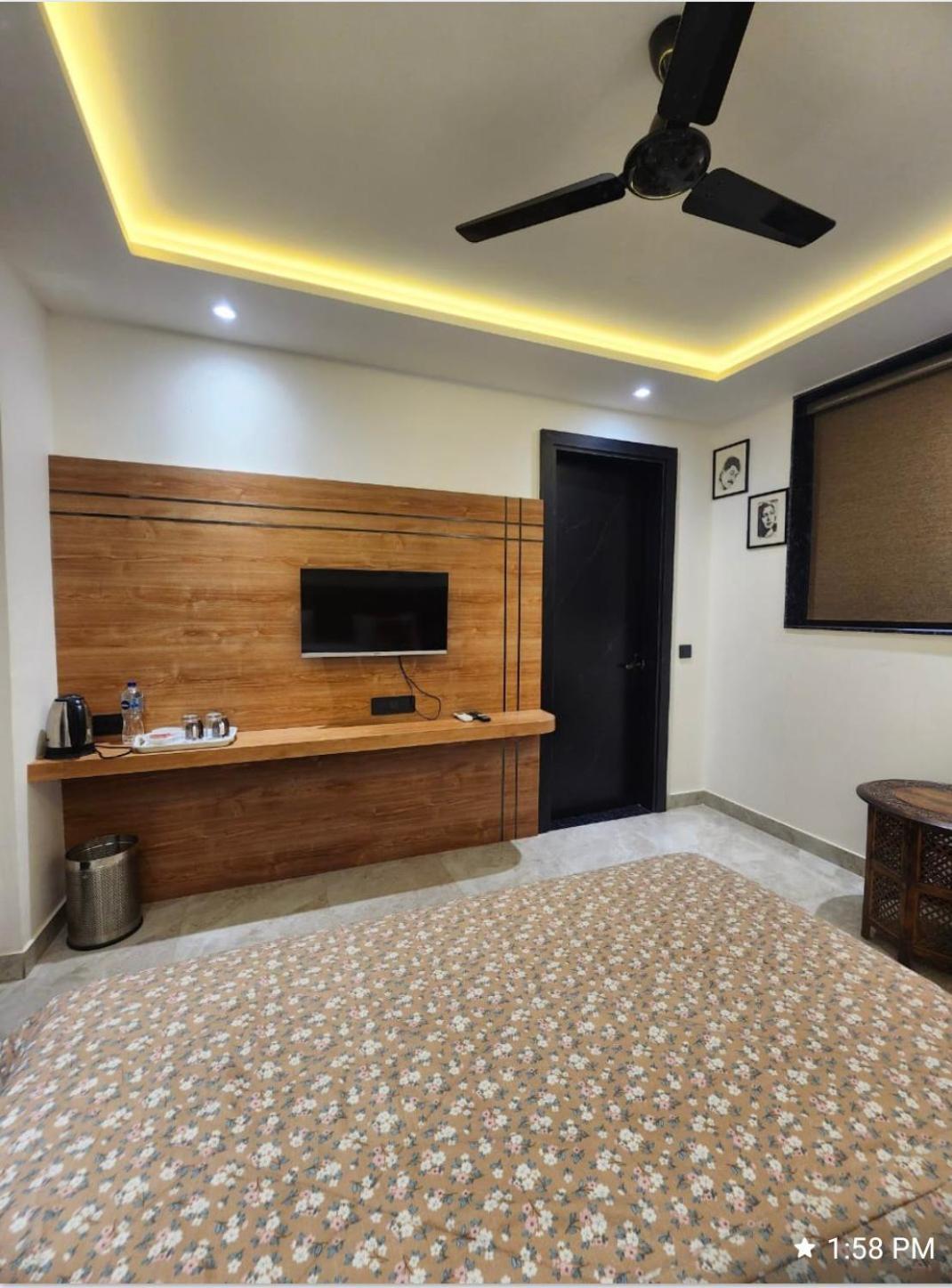 Khas Mahal Homestay Агра Екстериор снимка